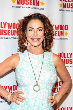 Claudia Wells Hollywood Müzesi 'nin 4 Ağustos 2021' de Hollywood Müzesi 'ndeki Tarihi Max Factor Binası' ndaki yeniden açılışına katılıyor.
