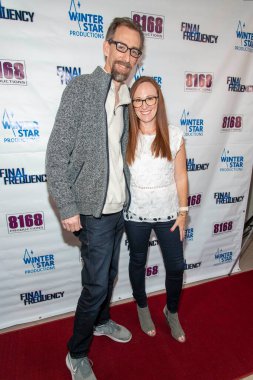 Tim Lowry, Neely Gurman 11 Ağustos 2021 'de Laemmle Town Center, Encino' daki 