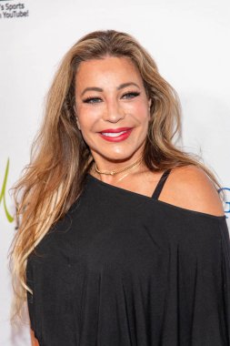 Taylor Dane, 20 Ağustos 2021 'de Beverly Hilton Oteli' nde Harold ve Carole Pompa Vakfı Galasına katıldı.