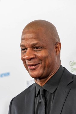 Darryl Strawberry, 20 Ağustos 2021 'de Beverly Hilton Oteli' nde Harold ve Carole Pompa Vakfı Galasına katıldı.