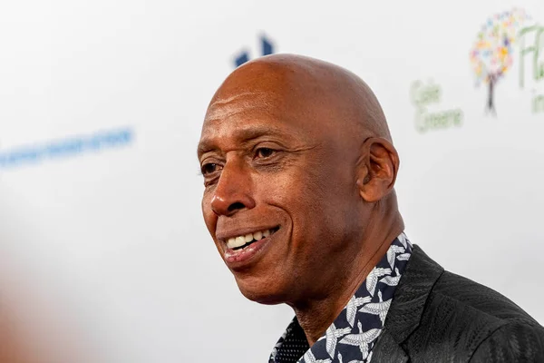 Jeffrey Osborne Asiste Gala Fundación Harold Carole Pump Beverly Hilton — Foto de Stock