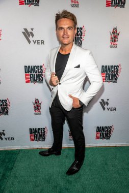 Greg Kriek, 26 Ağustos 2021 'de Hollywood Roosevelt Oteli' nde düzenlenen 24. Filmlerle Dans Festivali 'nin açılış gecesine katıldı.