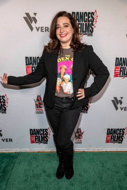 Jessica Rês, 26 Ağustos 2021 'de Hollywood Roosevelt Hotel, Los Angeles' ta düzenlenen 24. Filmlerle Dans Festivali 'nin açılış gecesine katıldı.