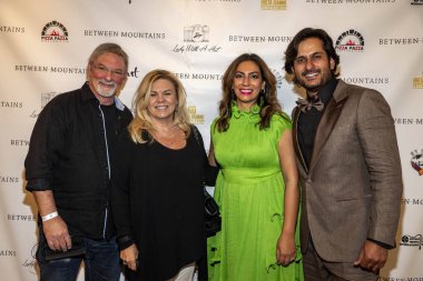 Dwight Little, Sandy Richter Little, Vineesha Arora-Sarin, Amit Sarin 27 Ağustos 2021 'de Raleigh Stüdyoları' nda 