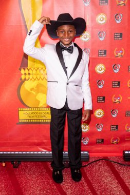 Justin Goodliffe-Hall 29 Ağustos 2021 tarihinde Tong Tak House, Arcadia 'da 2021 Hollywood Küresel Film Festivali' ne katıldı.