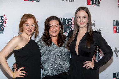 Kate Morgan Chadwick, Cher Culver, Brooke Trantor 24. Geleneksel Film Festivali Kısa Film galasına katıldı. TCL Çin Tiyatrosu, Los Angeles, CA 4 Eylül 2021