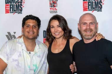 Samson Moeakiola, Morgan Lester, Kevin Walsh Film Festivali 'nin 24. Yıllık Kısa Film galasına katıldı. TCL Çin Tiyatrosu, Los Angeles, CA 4 Eylül 2021