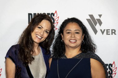 Terri Ivens, Gina M. Garcia 6 Eylül 2021 'de TCL Çin Tiyatrosu' nda düzenlenen 24. Geleneksel Film Festivali Dünya Premiere 'i 