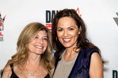 Elizabeth Bliss, Terri Ivens, 6 Eylül 2021 'de TCL Çin Tiyatrosu' nda düzenlenen 24. Geleneksel Film Festivali 'ne katıldı.