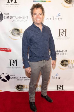 Justin Shenkarow, Burbank AMC 16, Burbank, CA 'da 11 Eylül 2021' de düzenlenen 13. Yıllık Burbank Uluslararası Film Festivali 'ne katıldı.