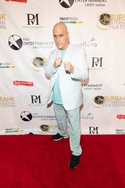 Kevin Indio Copeland, Burbank AMC 16, Burbank, CA 'da 11 Eylül 2021' de düzenlenen 13. Yıllık Burbank Uluslararası Film Festivali 'ne katıldı.