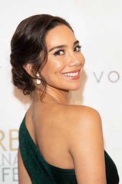 Gladys Bautista, Burbank AMC 16, Burbank, CA 'da 11 Eylül 2021 tarihinde düzenlenen 13. Yıllık Burbank Uluslararası Film Festivali' ne katıldı.