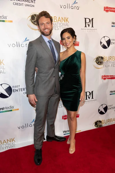  Michael Patrick Lane ve Gladys Bautista, Burbank AMC 16, Burbank, CA 'da 11 Eylül 2021' de düzenlenen 13.