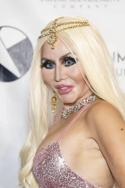 Dawna Lee Heising, Burbank AMC 16, Burbank, CA 'da 11 Eylül 2021' de düzenlenen 13. Yıllık Burbank Uluslararası Film Festivali 'ne katıldı.