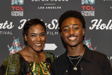 23 Eylül 2021 'de Japon Evi, Los Angeles, CA' da düzenlenen 17. Yıllık HollyShorts Açılış Gecesi Festivali 'ne katıldı.