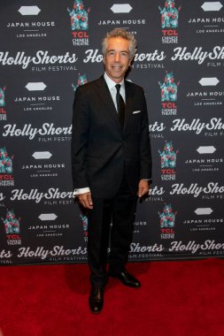 Douglas Weston, 23 Eylül 2021 'de Japonya' nın Los Angeles kentinde düzenlenen 17. Yıllık HollyShorts Açılış Gecesi Festivali 'ne katıldı.