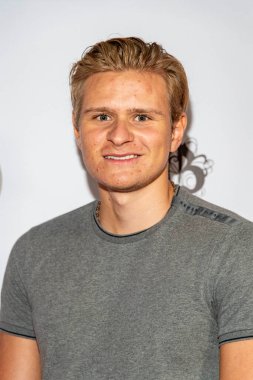 Maksym Kaptimchuk, 26 Eylül 2021 'de Bella Blanca Olay Merkezi' nde düzenlenen 2. Geleneksel Melekler Kadın Film Festivali Kapanış Gecesi Galasına katıldı.