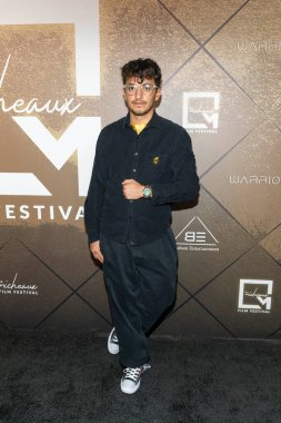 Aktör Max Alvarado 2025 Micheaux Film Festivali Altın Gecesi 'ne katıldı: One Culver, Los Angeles' ta Genç Hollywood Partisi, CA, 25 Ekim 2025