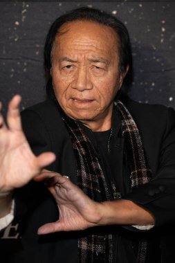 Aktör / Yapımcı Eric Lee Hollywood American Legion Post 43, Los Angeles, CA, 3 Kasım 2025 'te The Gift' in dünya prömiyerine katıldı.