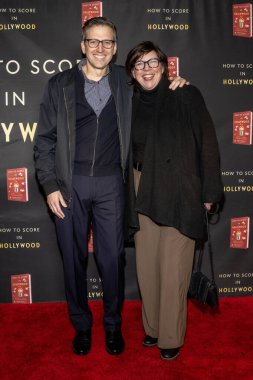 Vincent Scordino, Molly Albright, Kevin Goetz 'in 15 Kasım 2025' te Beverly Hills Tenis Kulübü 'nde 