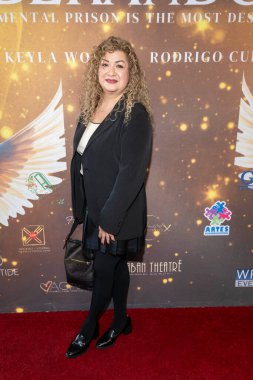 Yaşam koçu Sandylu Guerrero 23 Kasım 2025 'te Şaban Tiyatrosu' nda 'Liberandome' filminin ilk gösterimine katıldı.