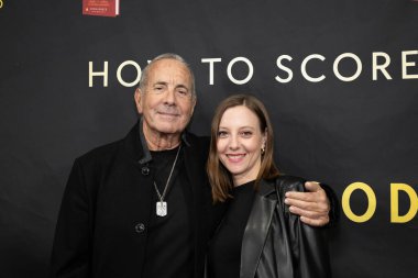 Yazar Andy Marx, Pazarlama Yöneticisi Hayley Marx, Kevin Goetz 'in Hollywood' un Kitap Başlatma Bölüm 2 'sinde 