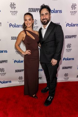 Aktris Paris Berelc, Yapımcı Hunter Hart, 15 Ocak 2026 'da Los Angeles, Ziggy Otel' de İnsan Kaçakçılığı Bilinci Ayı 'na katıldı.