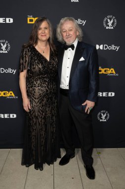 İyi sanatçı Michael Janzen ve eşi Danielle Nowak, 7 Şubat 2026 'da Beverly Hills' teki Beverly Hilton Oteli 'nde düzenlenen 78. Yıllık DGA Ödülleri törenine katıldı.