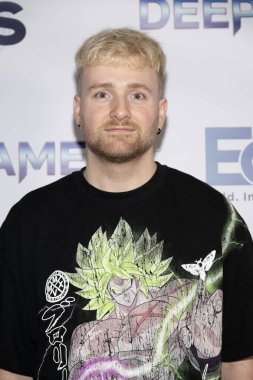 Josh ile Gençlik Keşfi, 10 Şubat 2026 'da Culver Theater, Los Angeles' taki Echos TV ve Mindatorium Studios 'Deep Frame' in Los Angeles galasına katıldı.