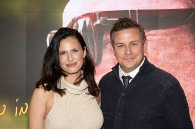 Reklamcı Nadine Jolson, Michael Madsens 'in Los Angeles galasına katıldı. Harika 