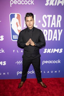IconTV Brian Aragon, Affinity Gece hayatına katılıyor. Sunar: NBA All-Star Cumartesi Partisi SkyBar Mondrian Hotel Los Angeles, CA, 14 Şubat 2026