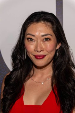 Aktör Noah Fearnley, Los Angeles SkyBar Mondrian Oteli 'nde 2026 Popcandy Ödül Töreni' ni sunar.