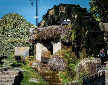 I 'isle sur la sorgue' da su çarkı, Provence France, turizm merkezi .