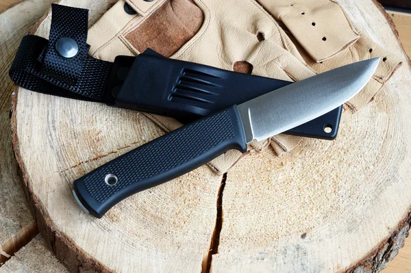 Cuchillo la caza —  Fotos de Stock