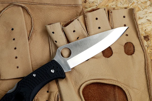 Перочинный нож для скрытого переноса — стоковое фото