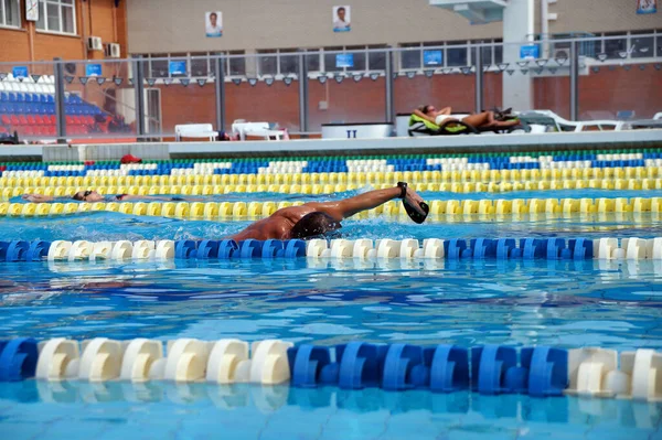 Schwimmer Großen Freibad — Stockfoto