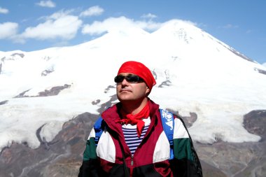 Elbrus karşı