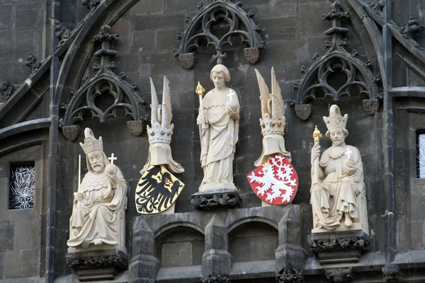 Royal figures on the Watchtower in Prague — Stock Photo, Image