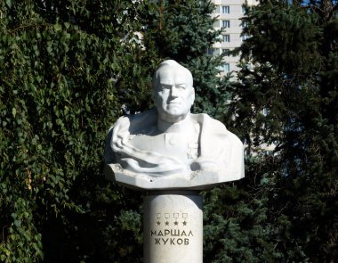 Marshal Zhukov'a anıt