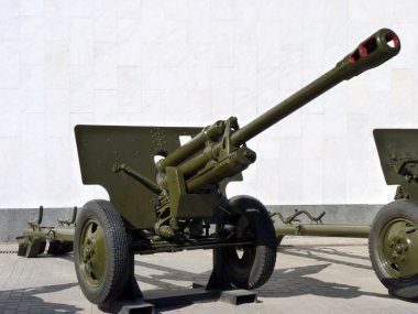 Sovyet tanksavar topu