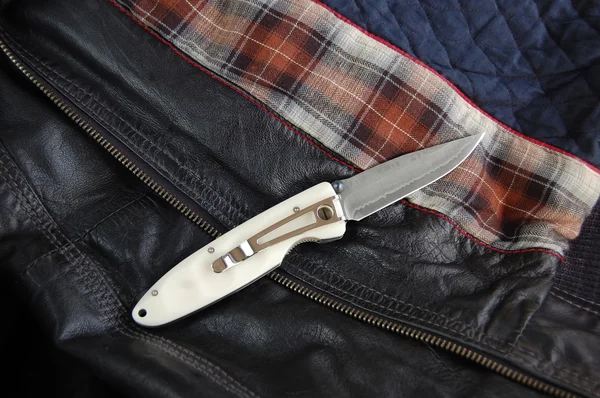 Penknife with a blade from Damask — Stock Photo, Image