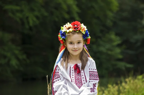 Girl in ukrainian national costume — Stock Photo, Image