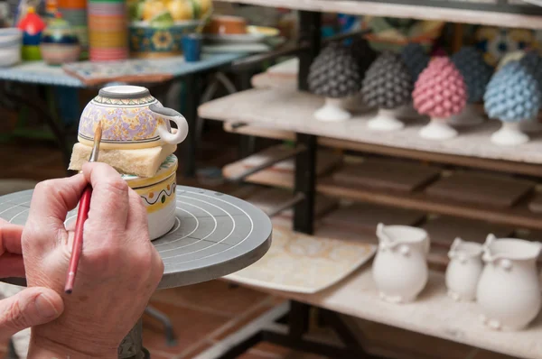 カルタジローネの陶器のデコレータ — ストック写真