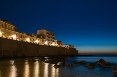 Ortigia alacakaranlıkta