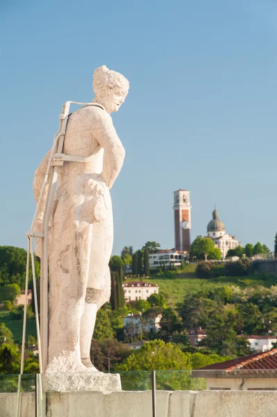 Vicenza en haar bezienswaardigheden — Stockfoto