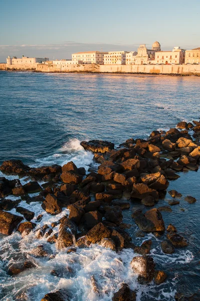 Ortigia-Küste — Stockfoto