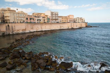 Ortigia sahil