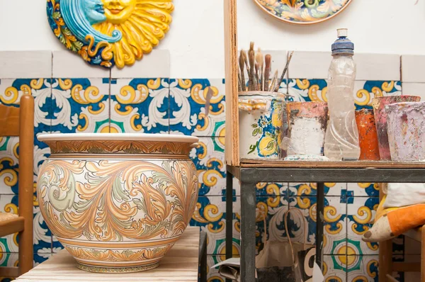 Decorazione ceramica — Foto Stock
