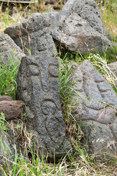 Лава кам'яні скульптури — стокове фото