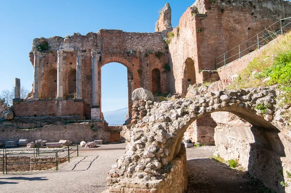 Den romerska teatern i Taormina — Stockfoto
